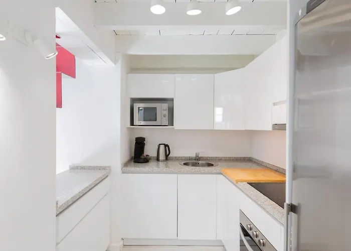 Plaza De Martires Apartment *