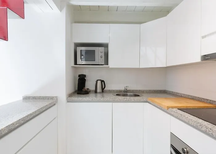 Apartment Plaza De Martires *
